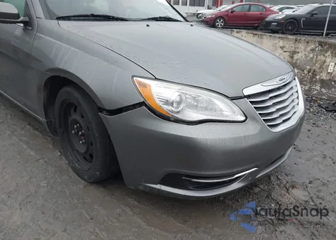 2012 Chrysler 200 Lx z USA, uszkodzony, nr VIN 1C3CCBAB7CN319312
